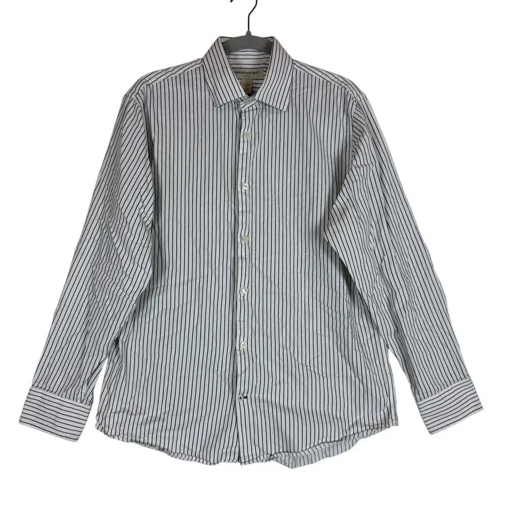 Banana Republic Dress Shirt Mens Medium 15-15.5 White Stripe Regular Fit Cotton
